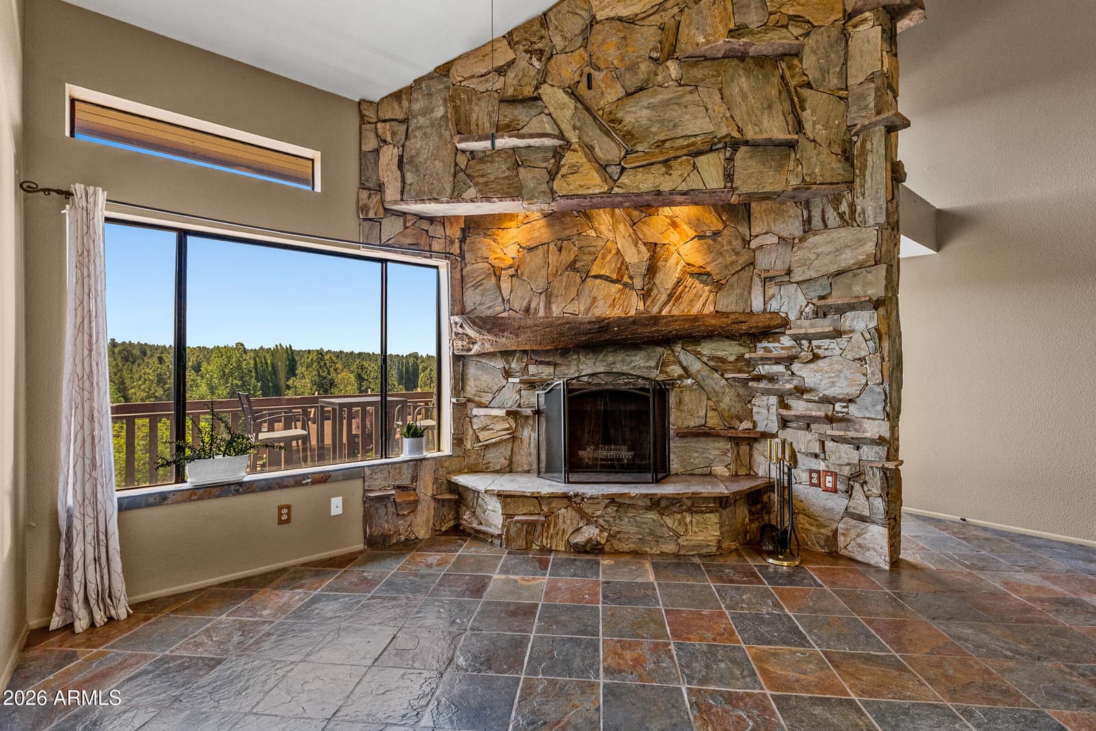 2370 N WHISPERING PINES Way, Flagstaff, AZ 86004 — photo 8 of 39