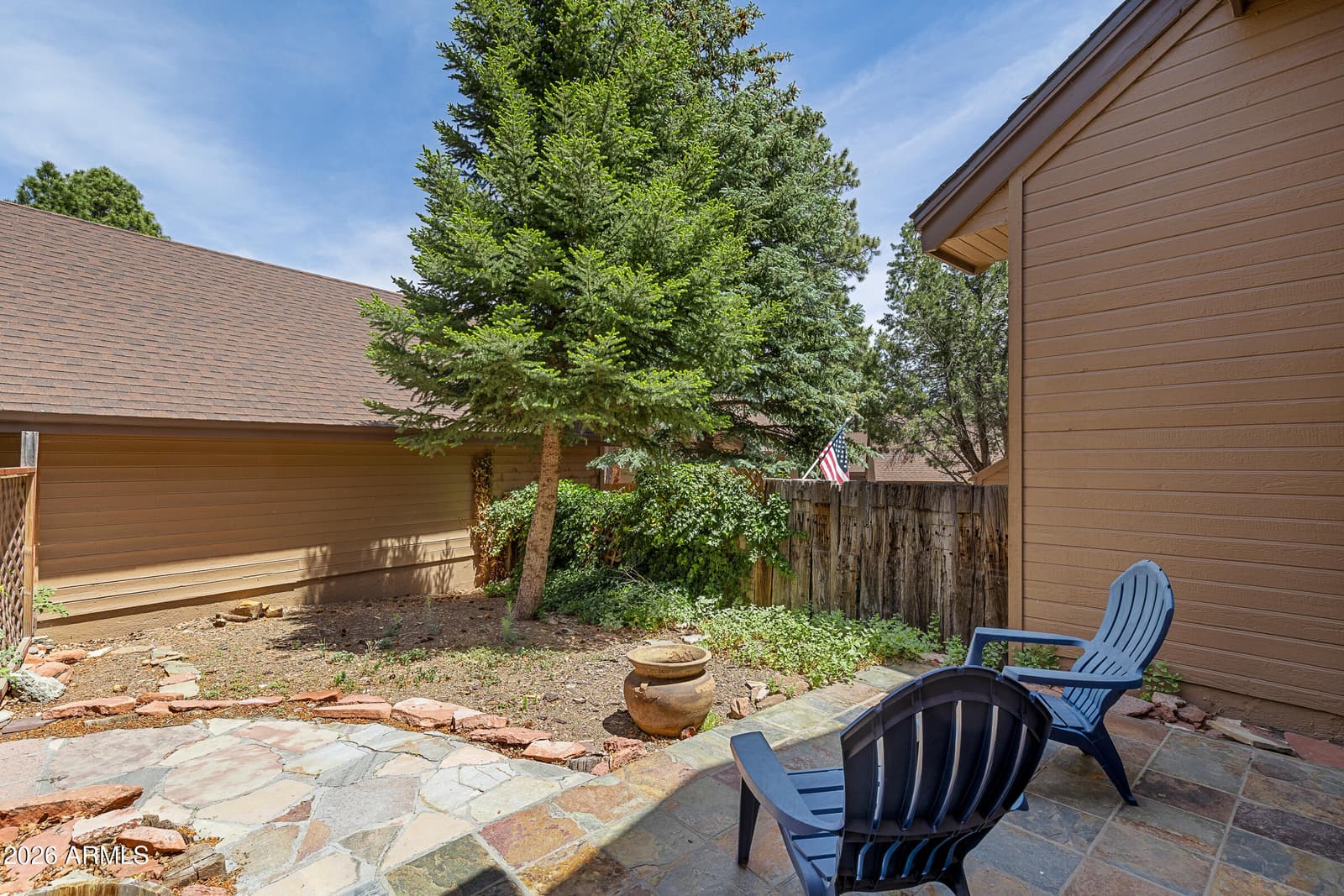 2370 N WHISPERING PINES Way, Flagstaff, AZ 86004 — photo 4 of 39
