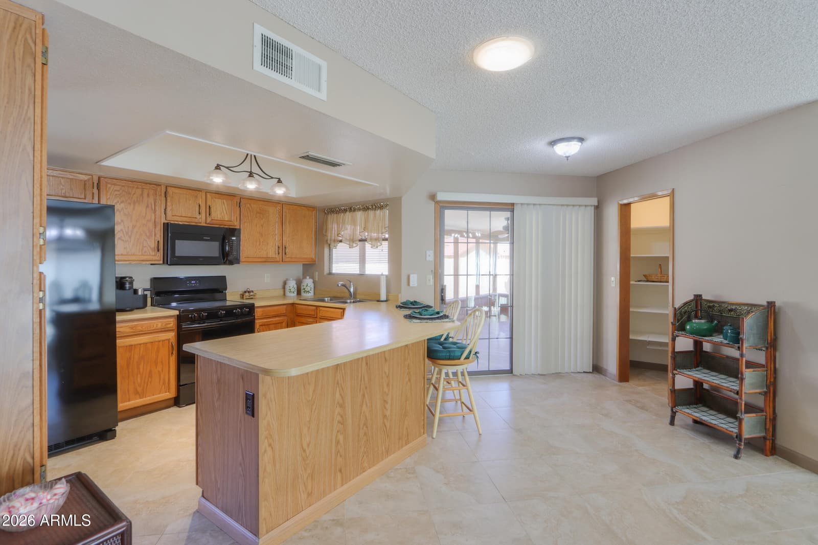 4785 E KIVA Street, Phoenix, AZ 85044 — photo 7 of 37
