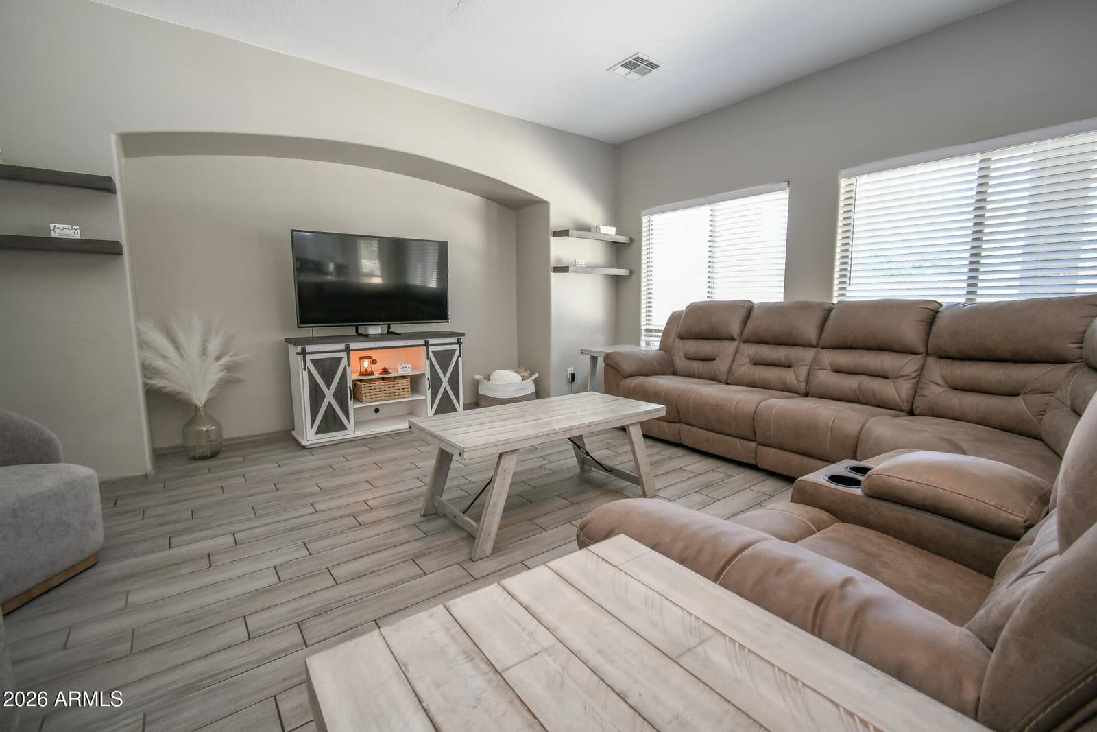 11718 W COCOPAH Street, Avondale, AZ 85323 — photo 13 of 39
