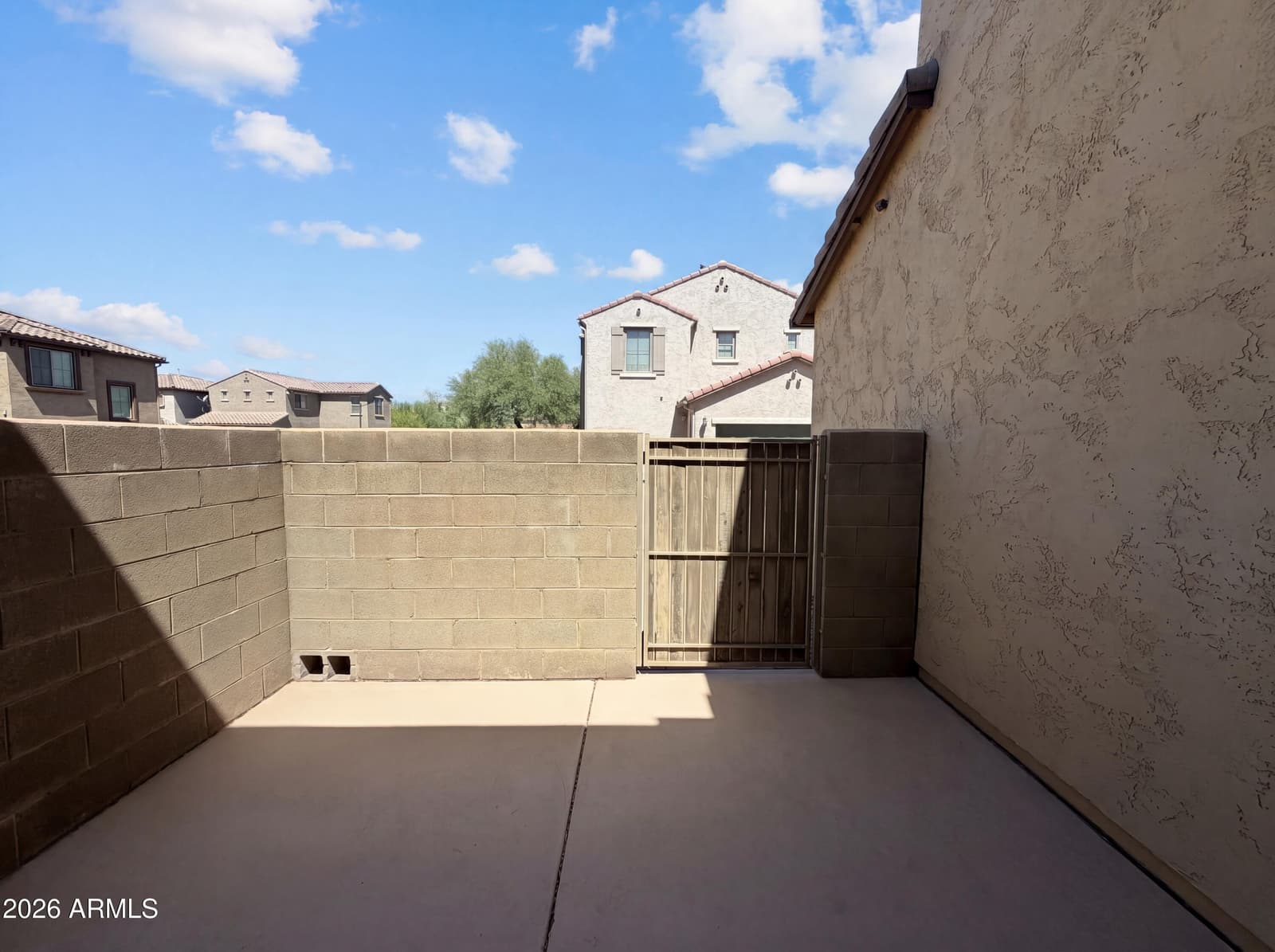 3968 E MELINDA Drive, Phoenix, AZ 85050 — photo 5 of 21