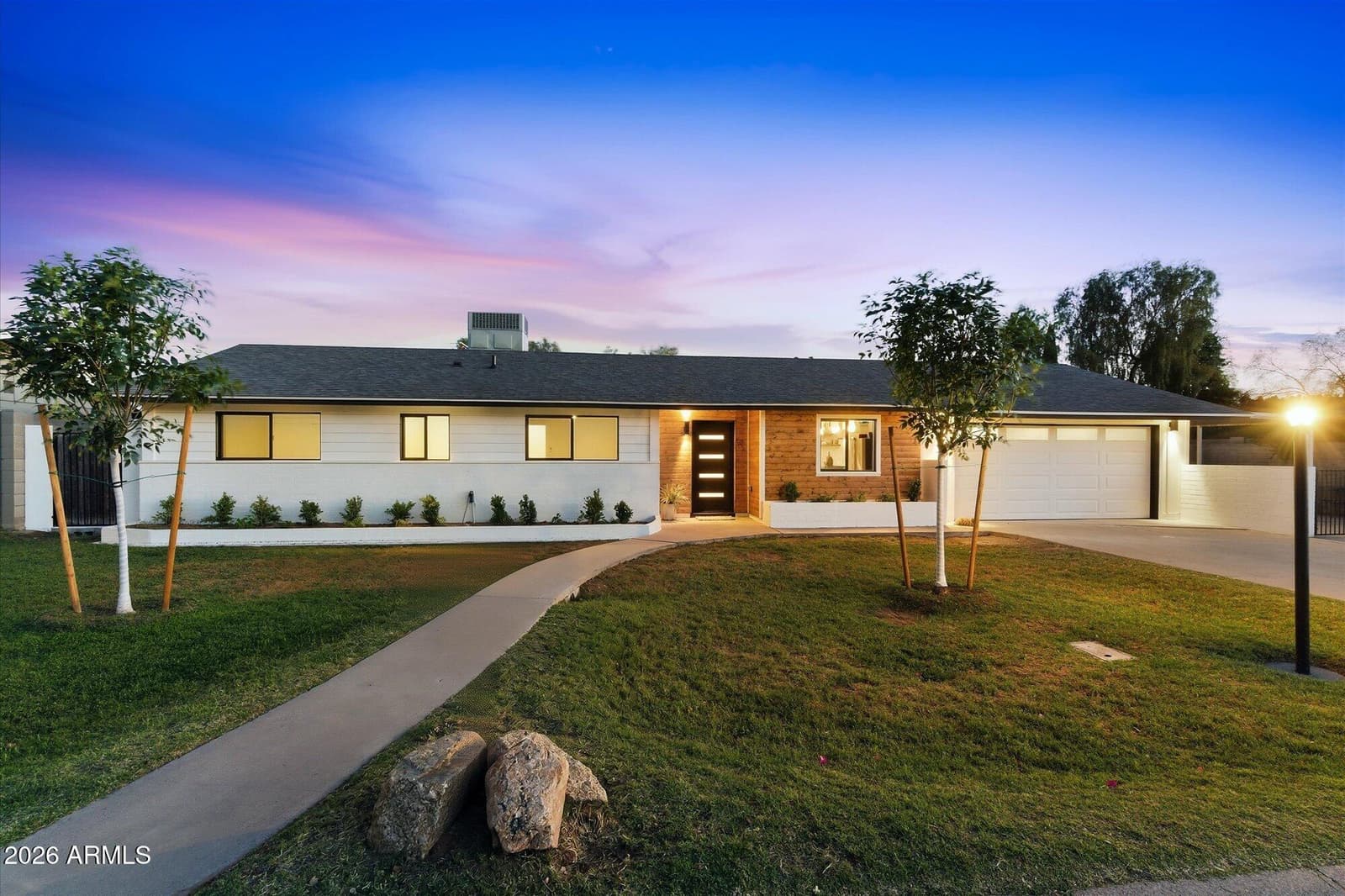 325 W LOMA Lane, Phoenix, AZ 85021 — photo 30 of 30