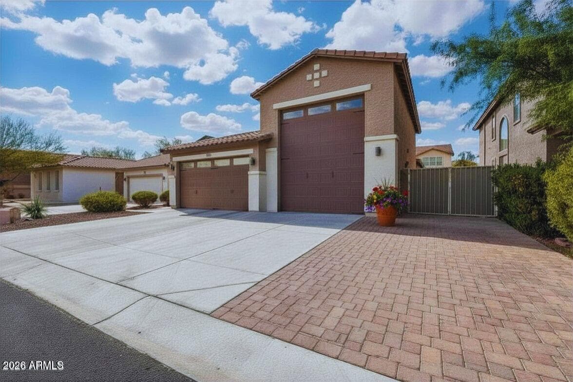 7844 W MOLLY Drive, Peoria, AZ 85383 — photo 1 of 8