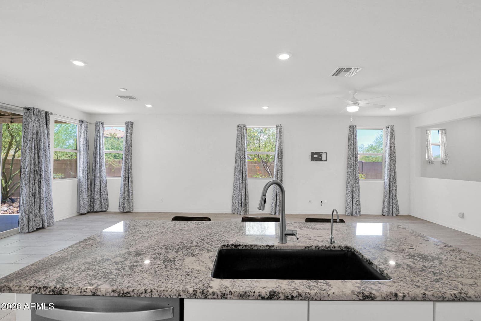 1012 W CANYONLANDS Court, San Tan Valley, AZ 85140 — photo 18 of 35