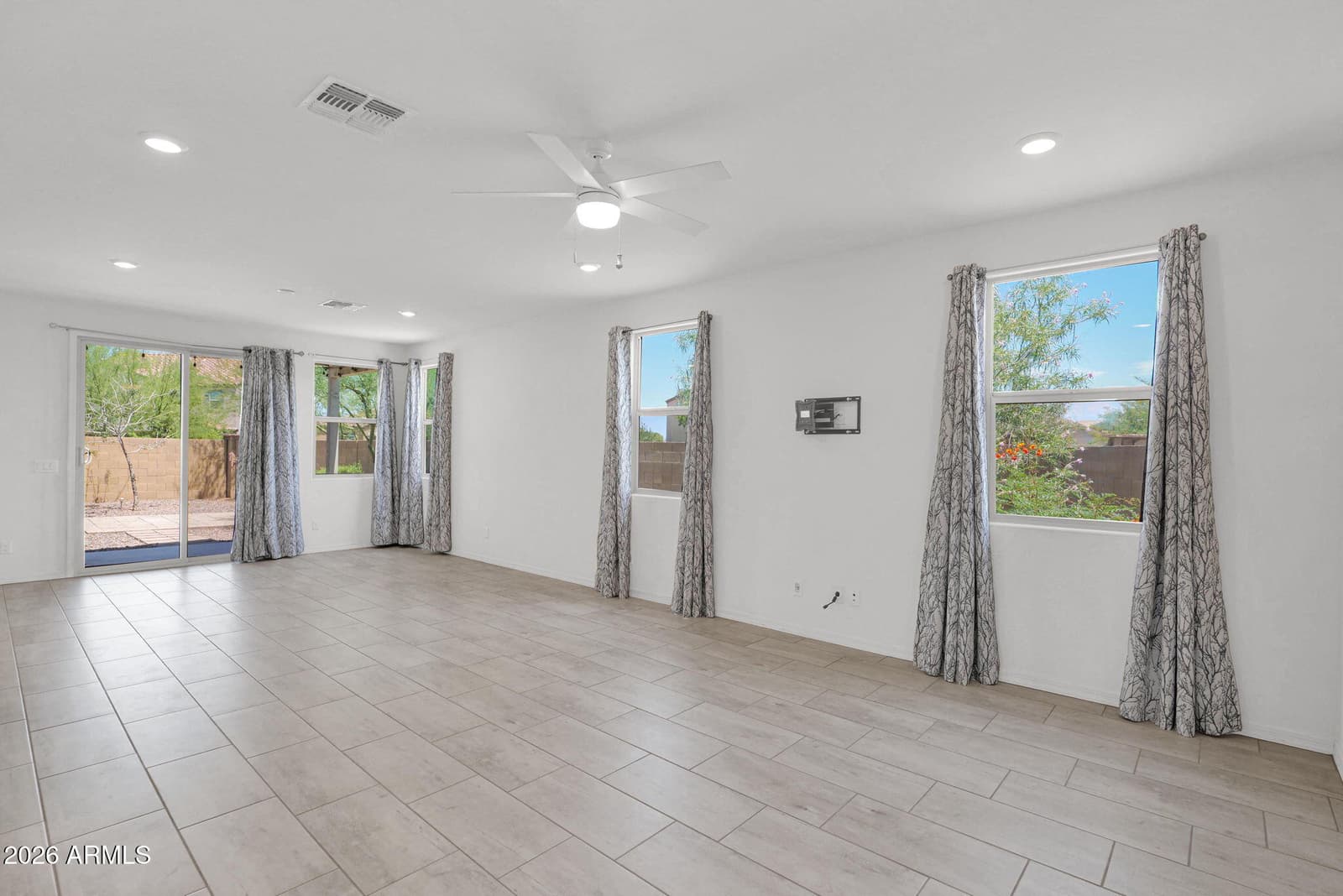 1012 W CANYONLANDS Court, San Tan Valley, AZ 85140 — photo 23 of 35