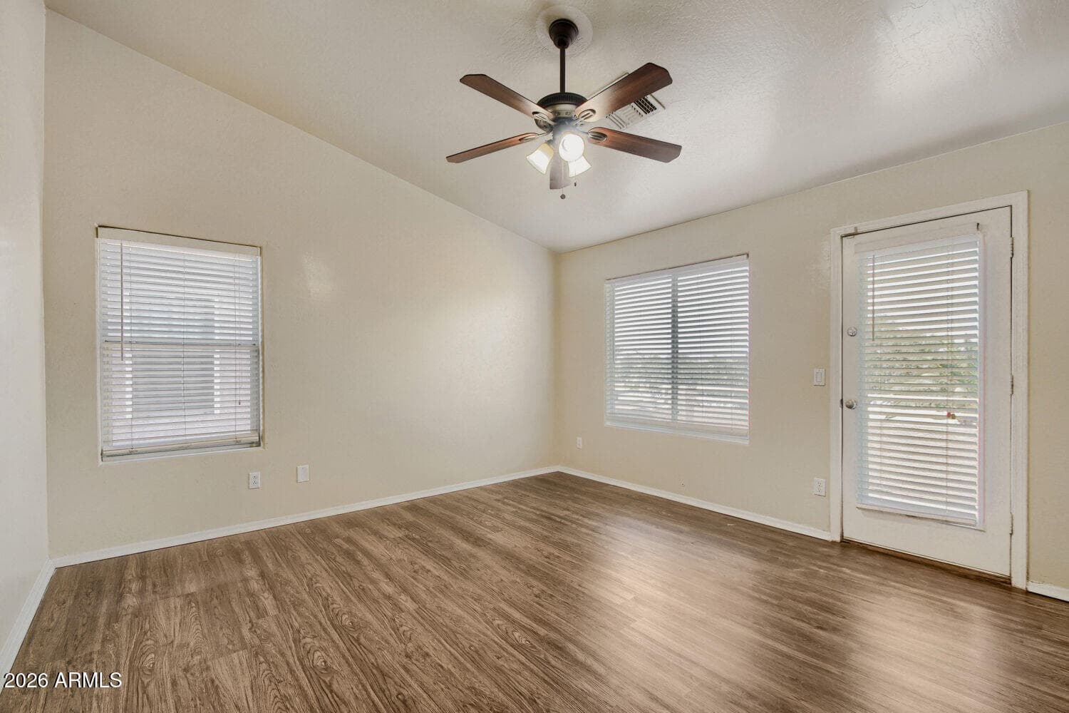 2907 S 91ST Drive, Tolleson, AZ 85353 — photo 7 of 29