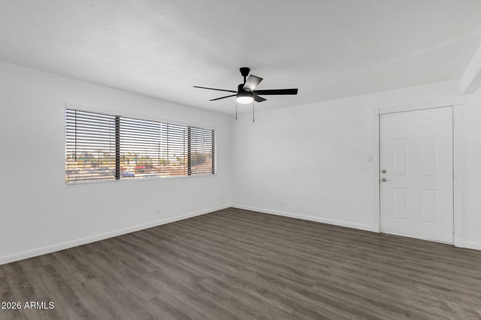 424 W BROWN Road 202, Mesa, AZ 85201 — photo 2 of 17