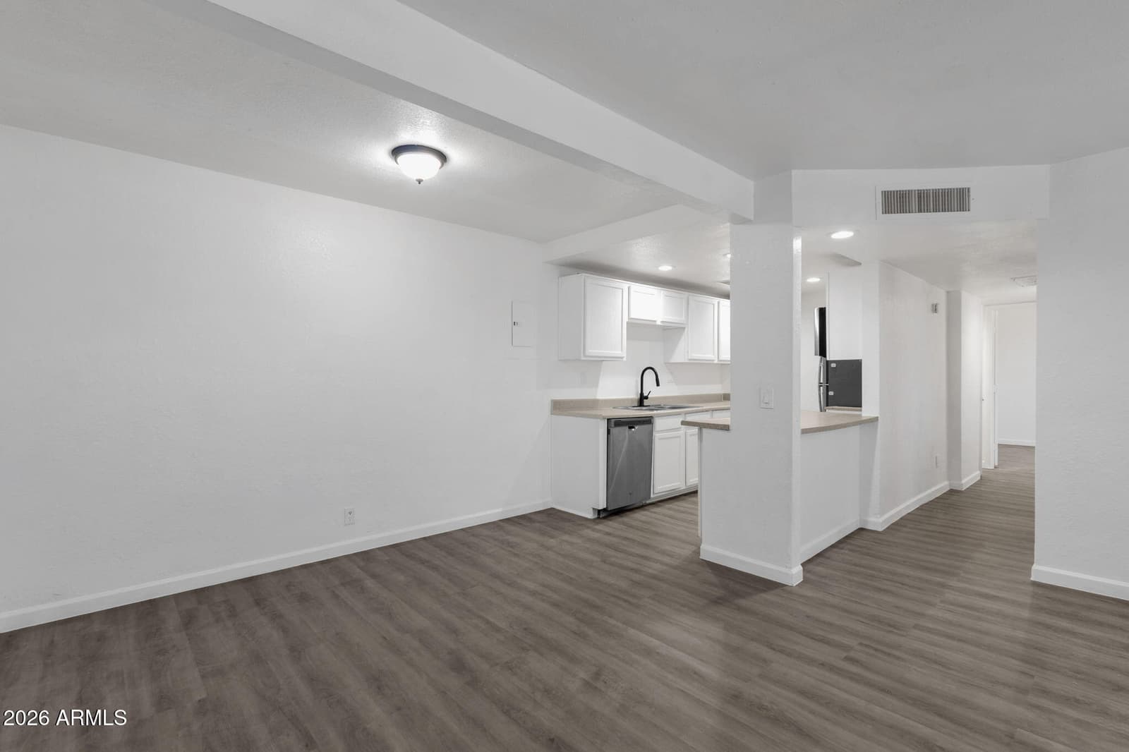 424 W BROWN Road 202, Mesa, AZ 85201 — photo 5 of 17