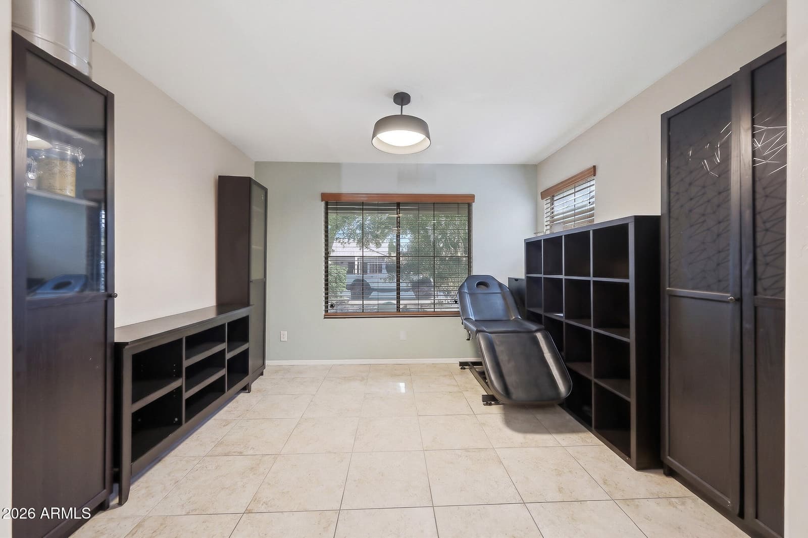11166 W MOUNTAIN VIEW Drive, Avondale, AZ 85323 — photo 6 of 31
