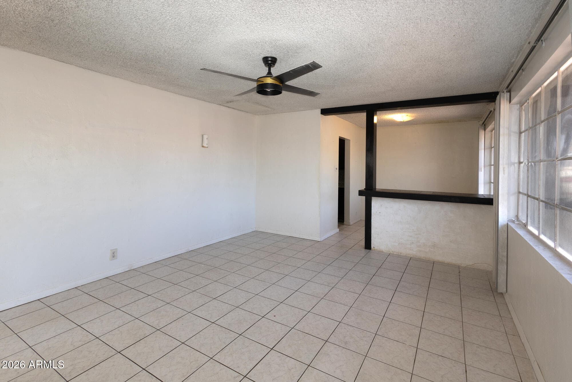 3803 W SAN MIGUEL Avenue, Phoenix, AZ 85019 — photo 6 of 32