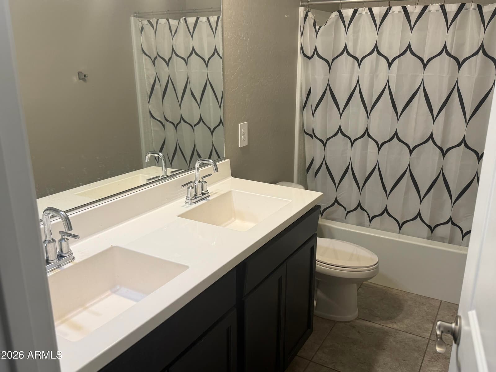 30011 W CHEERY LYNN Road, Buckeye, AZ 85396 — photo 5 of 11