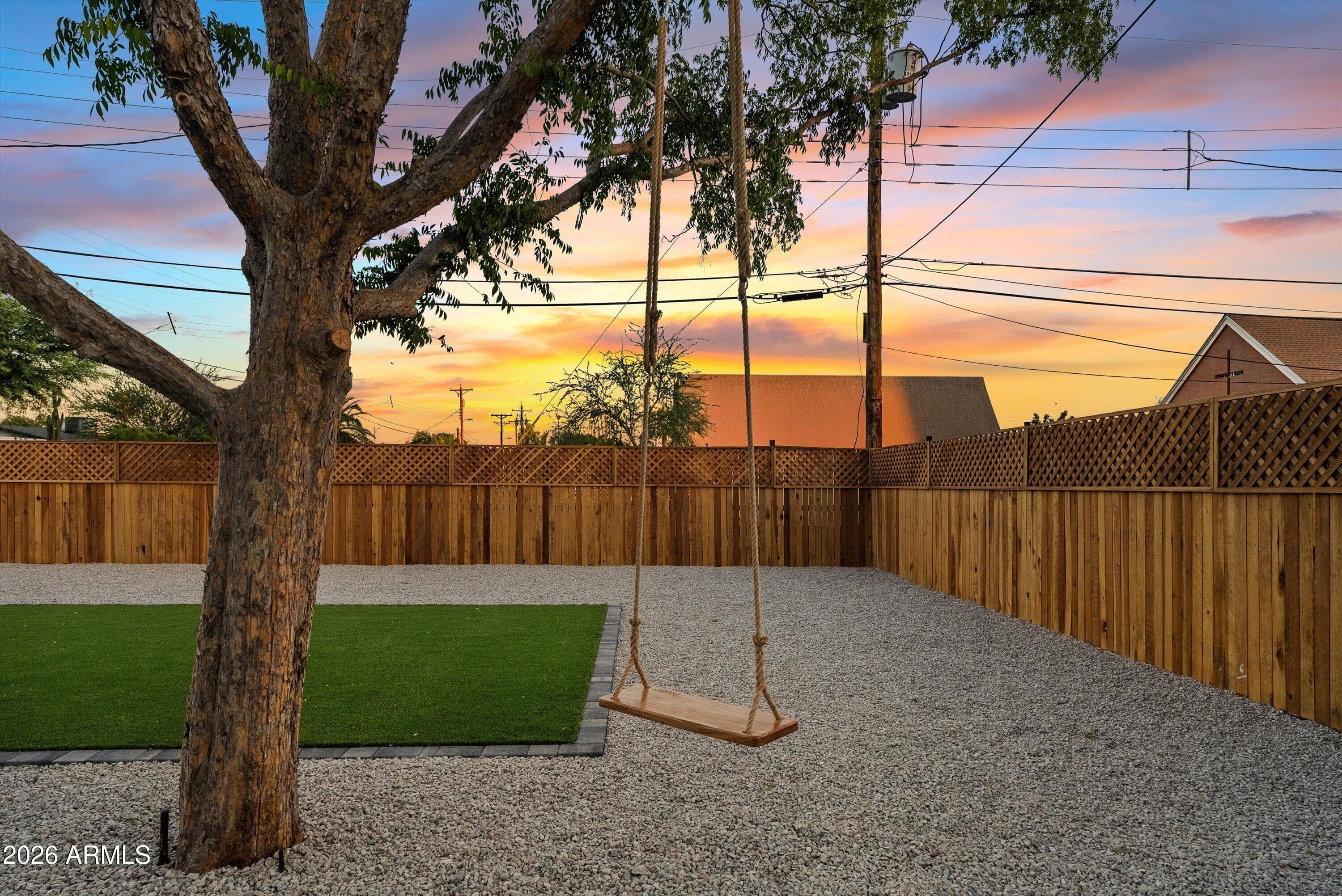 8019 E WHITTON Avenue, Scottsdale, AZ 85251 — photo 29 of 38