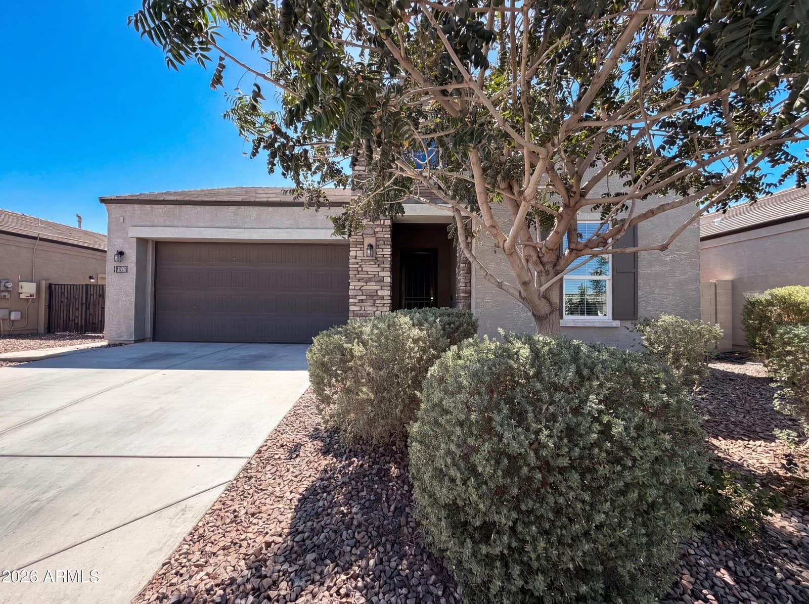 2528 N COMISKEY Drive, Florence, AZ 85132 — photo 1 of 16