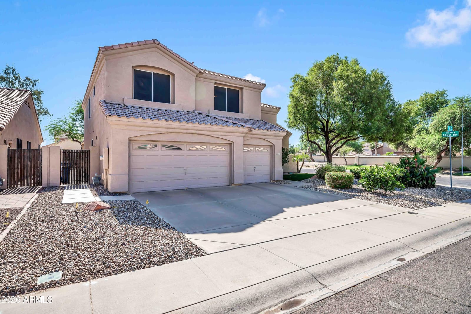 3325 N 115TH Lane, Avondale, AZ 85392 — photo 2 of 55