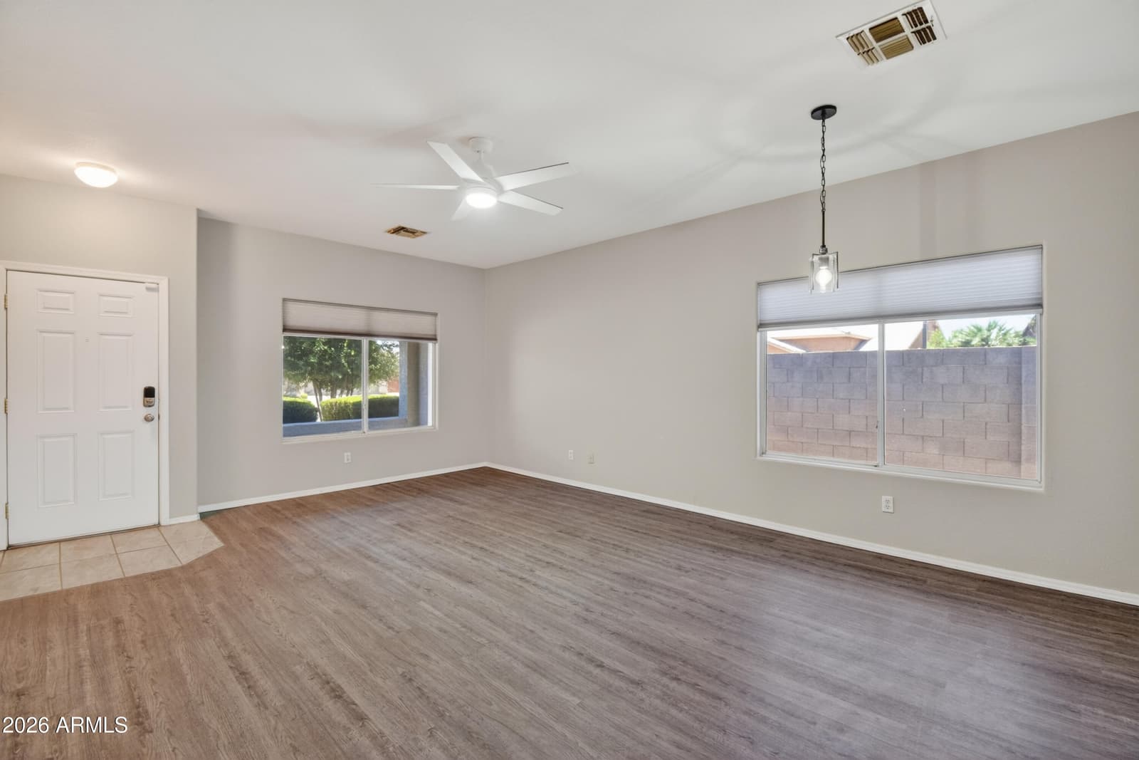 3680 S JOSHUA TREE Lane, Gilbert, AZ 85297 — photo 4 of 63