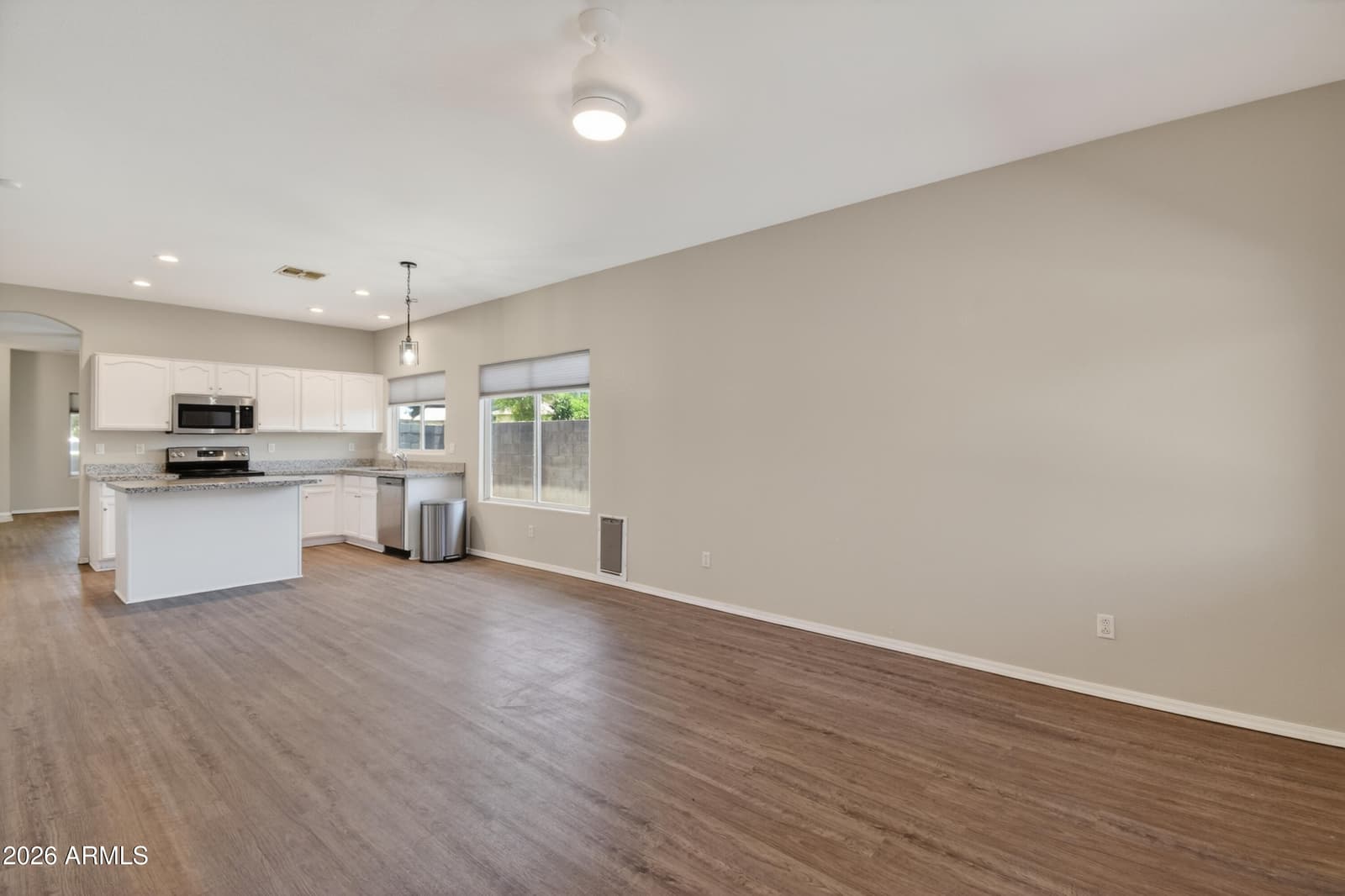 3680 S JOSHUA TREE Lane, Gilbert, AZ 85297 — photo 14 of 63