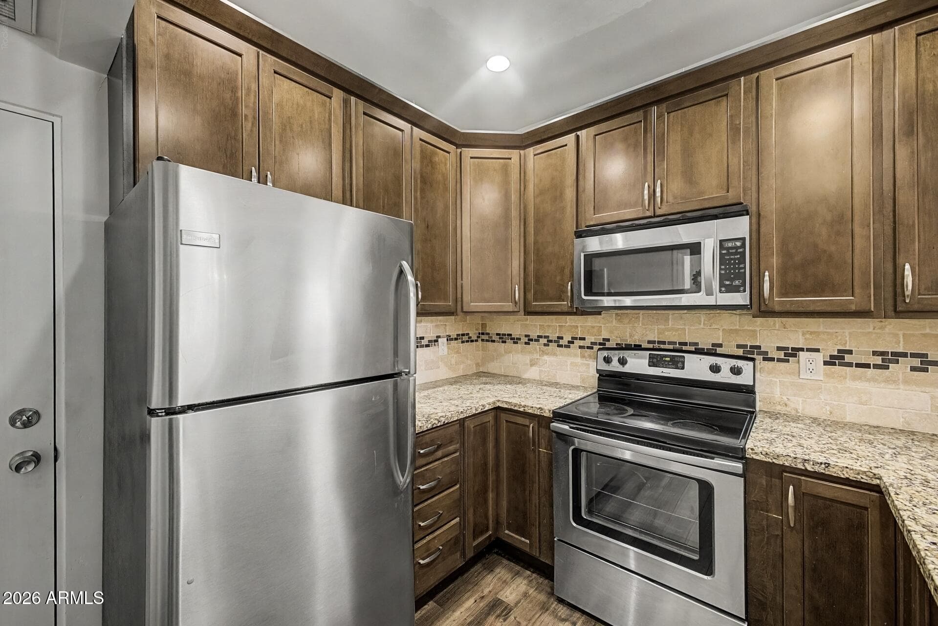 1126 W ELLIOT Road 1041, Chandler, AZ 85224 — photo 10 of 25