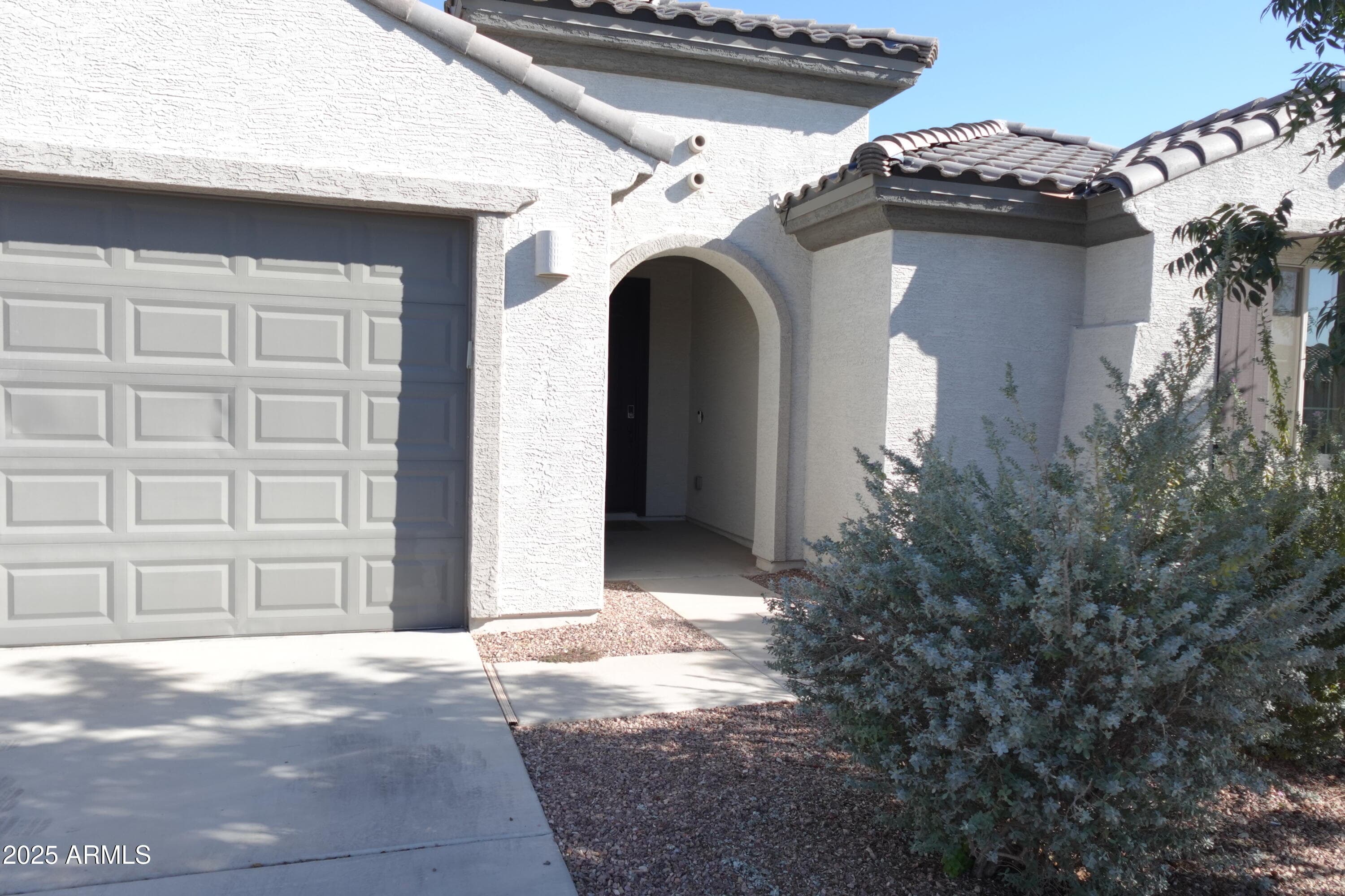 541 S 201ST Avenue, Buckeye, AZ 85326 — photo 6 of 56