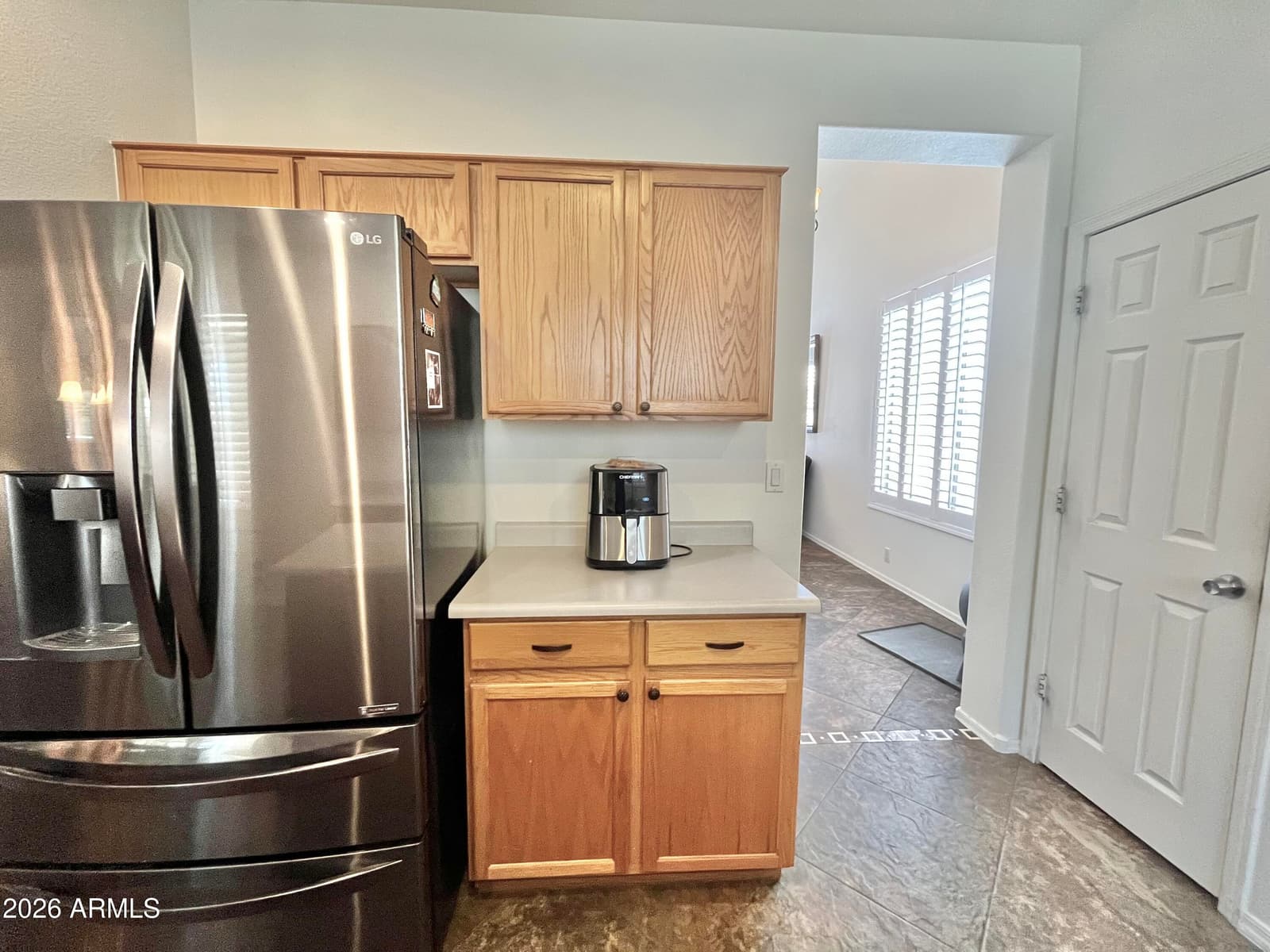 3419 W VIA MONTOYA Drive, Phoenix, AZ 85027 — photo 8 of 36