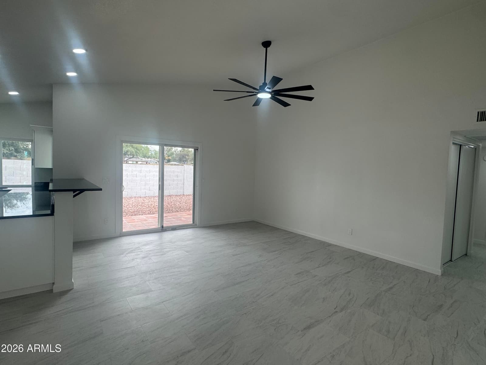 18815 N 43RD Drive, Glendale, AZ 85308 — photo 4 of 15
