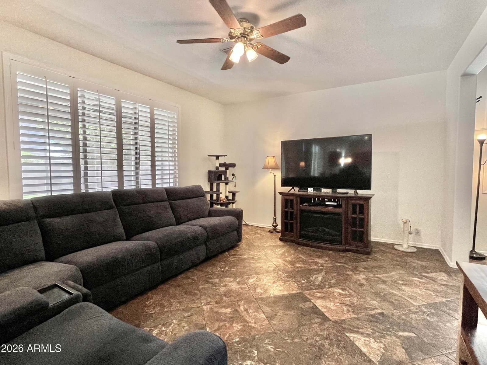 3419 W VIA MONTOYA Drive, Phoenix, AZ 85027 — photo 15 of 36