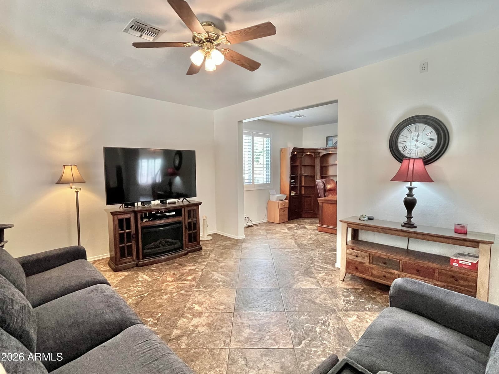 3419 W VIA MONTOYA Drive, Phoenix, AZ 85027 — photo 14 of 36