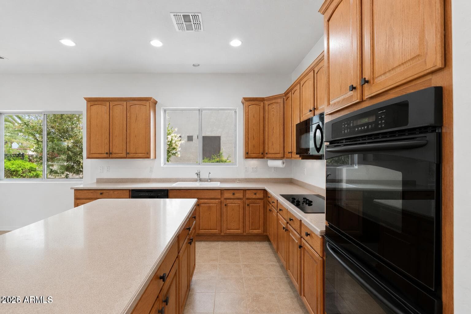 13134 W LOS BANCOS Court, Sun City West, AZ 85375 — photo 10 of 44