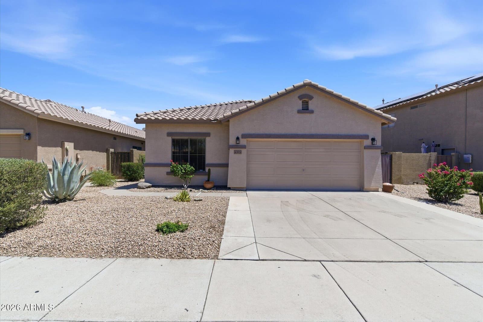 40809 N COURAGE Trail, Anthem, AZ 85086 — photo 1 of 28
