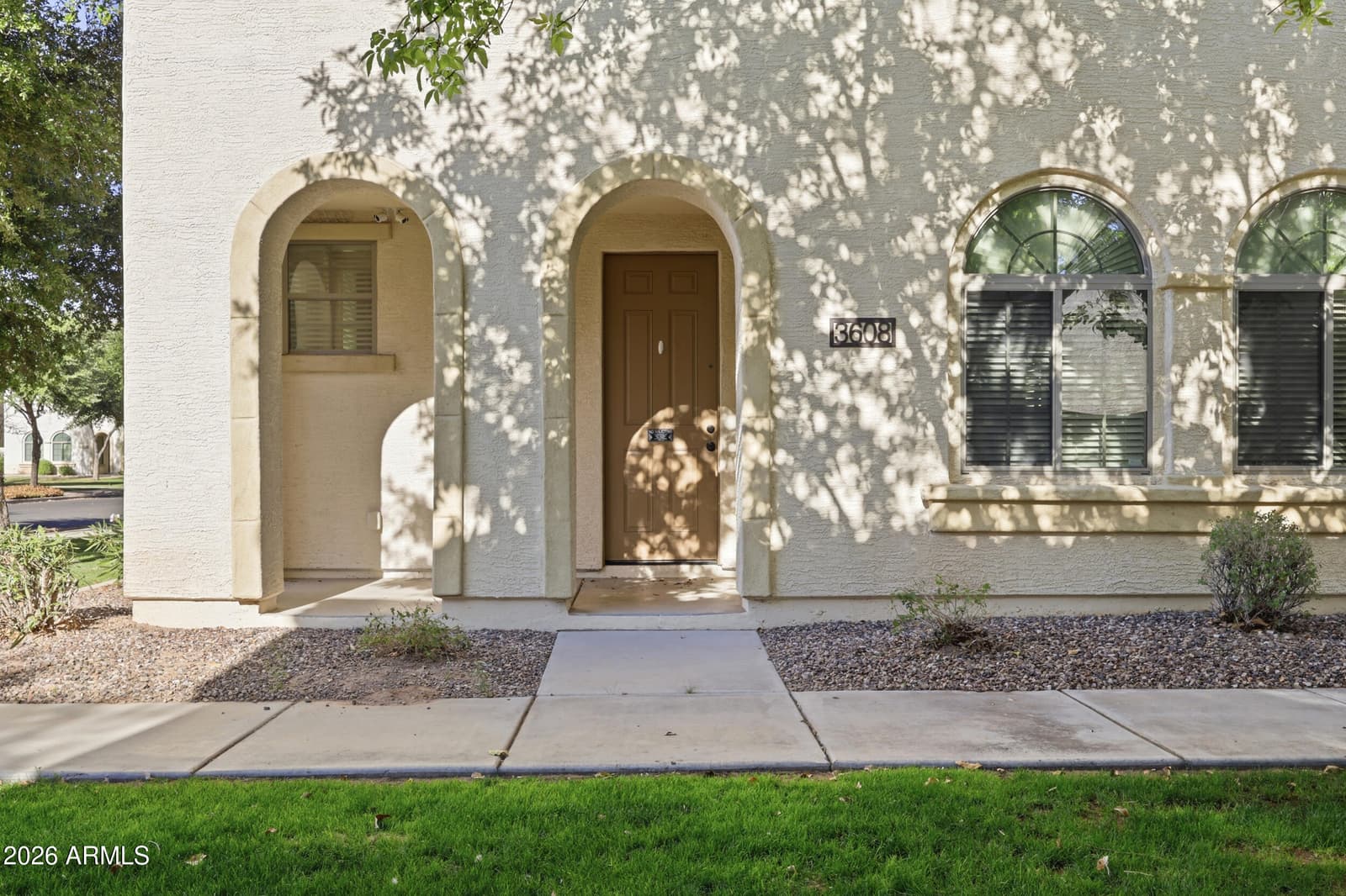 3608 S FIRESIDE Trail, Gilbert, AZ 85297 — photo 2 of 39