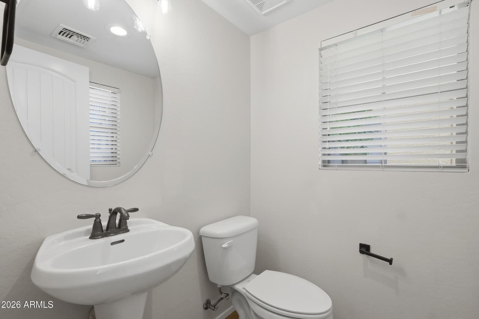 3608 S FIRESIDE Trail, Gilbert, AZ 85297 — photo 14 of 39