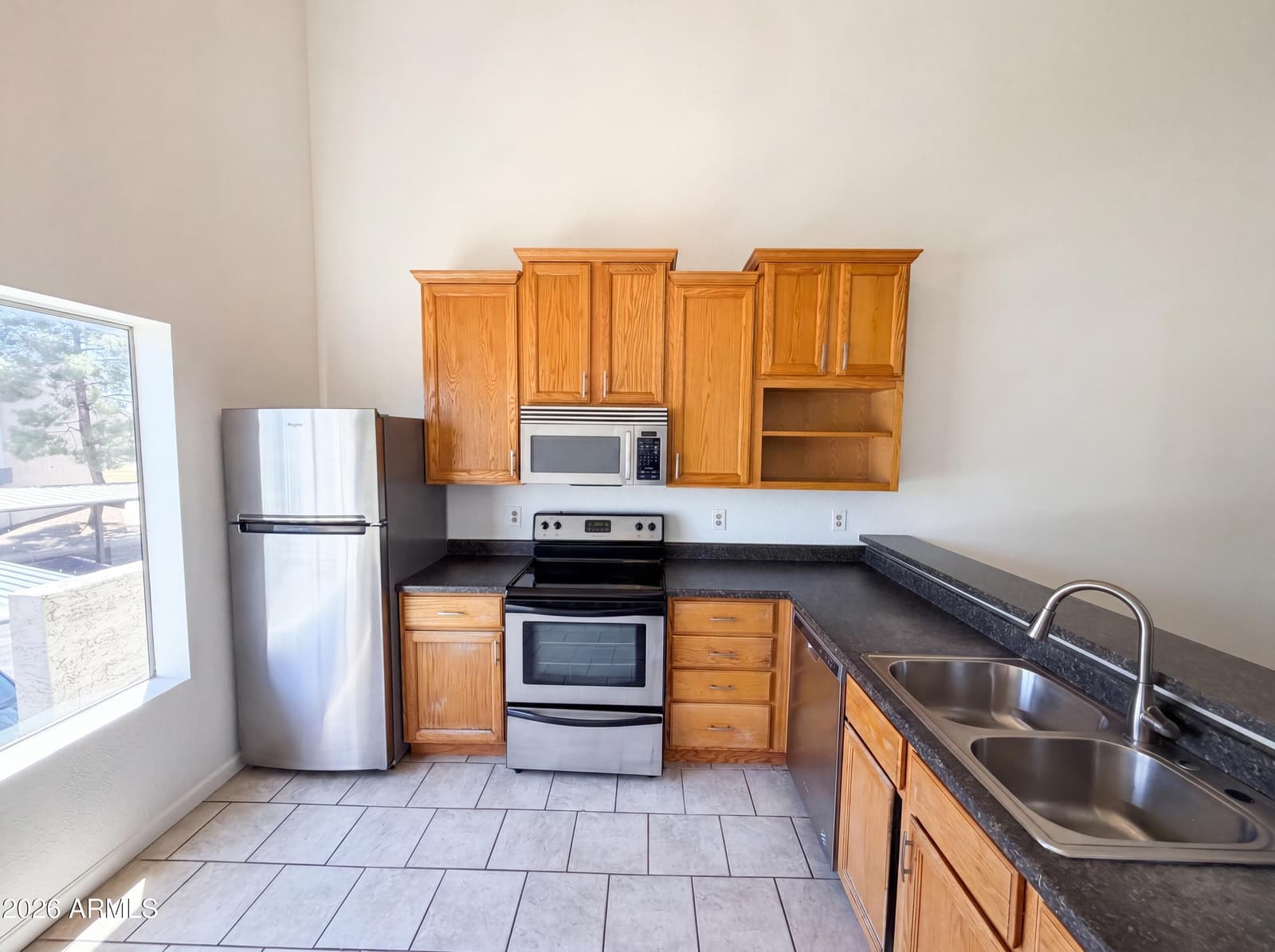19601 N 7TH Street 2050, Phoenix, AZ 85024 — photo 2 of 17