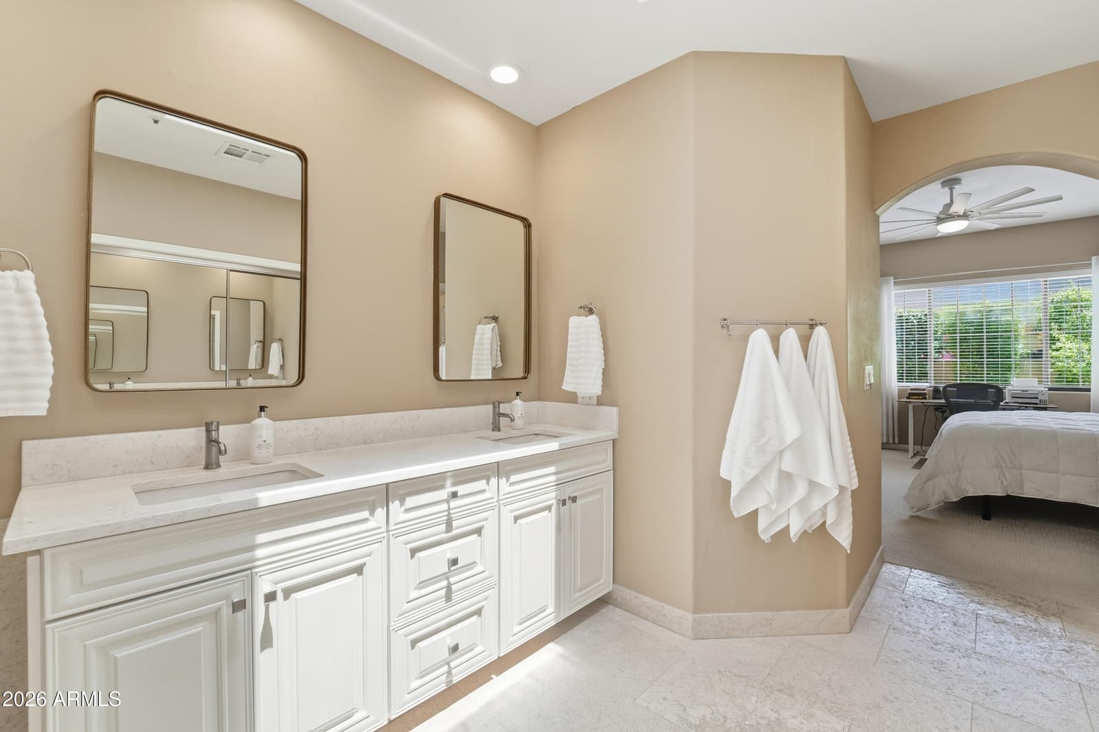 7955 E CHAPARRAL Road 111, Scottsdale, AZ 85250 — photo 31 of 46