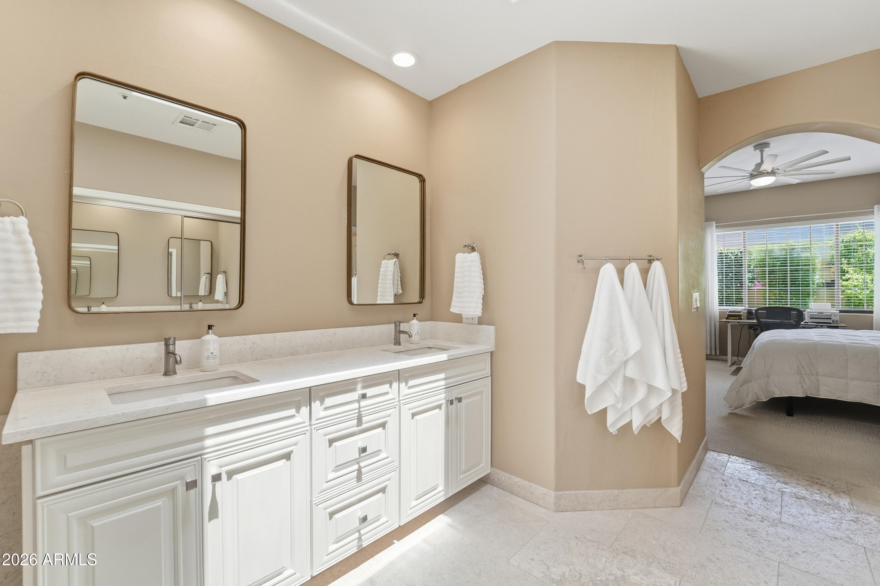 7955 E CHAPARRAL Road 111, Scottsdale, AZ 85250 — photo 31 of 46