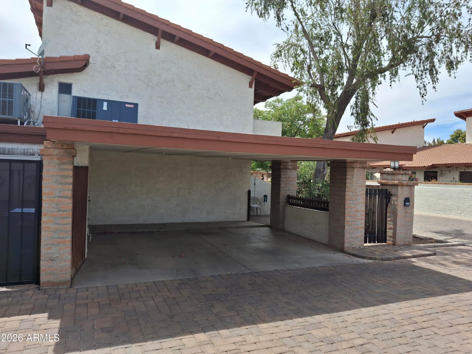 1925 E ORANGE Drive, Phoenix, AZ 85016