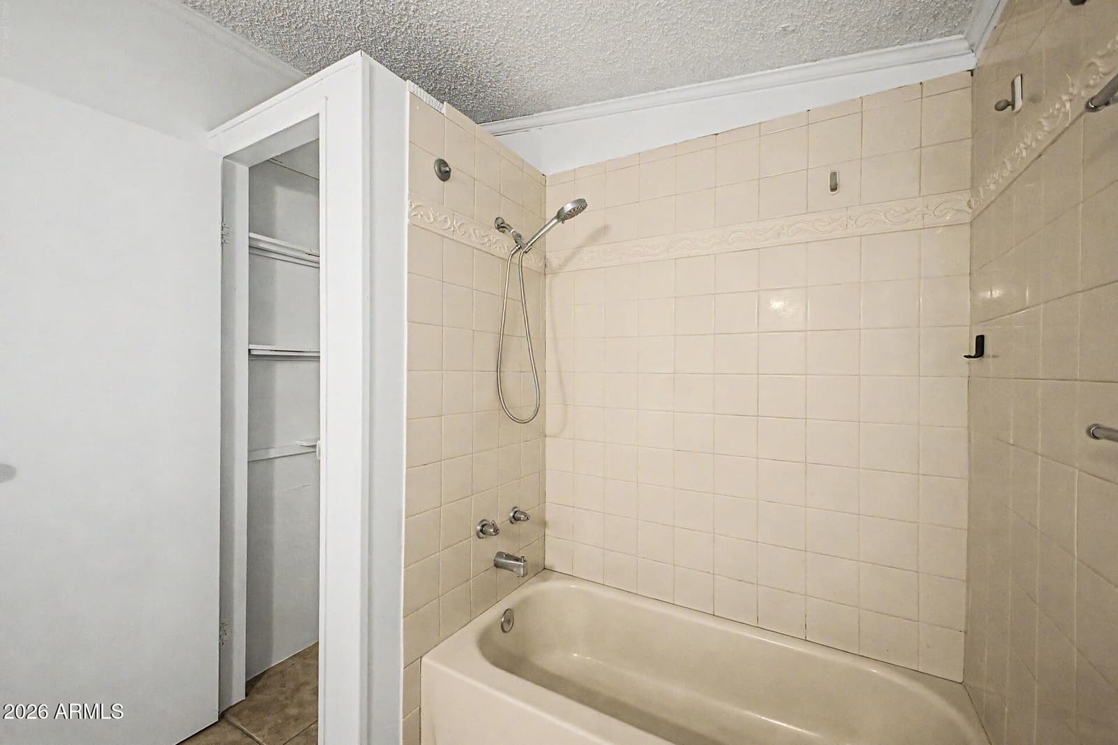 8601 N 103RD Avenue 12, Peoria, AZ 85345 — photo 16 of 28