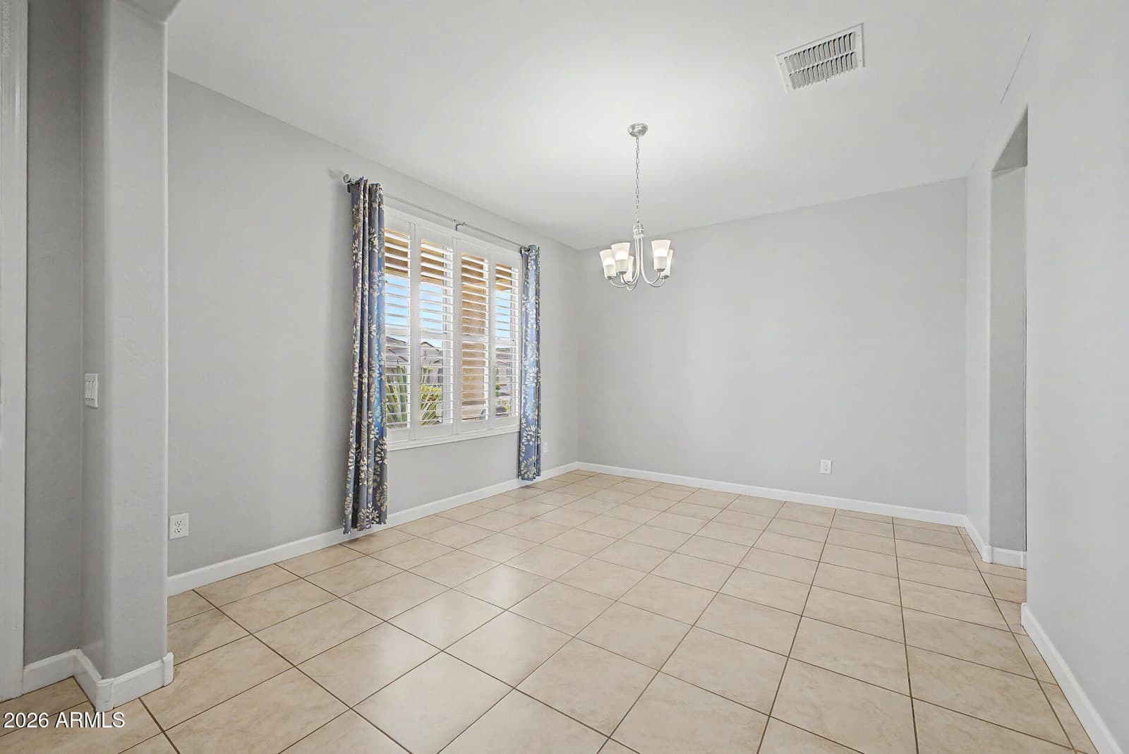 808 W BRANGUS Way, San Tan Valley, AZ 85143 — photo 12 of 39