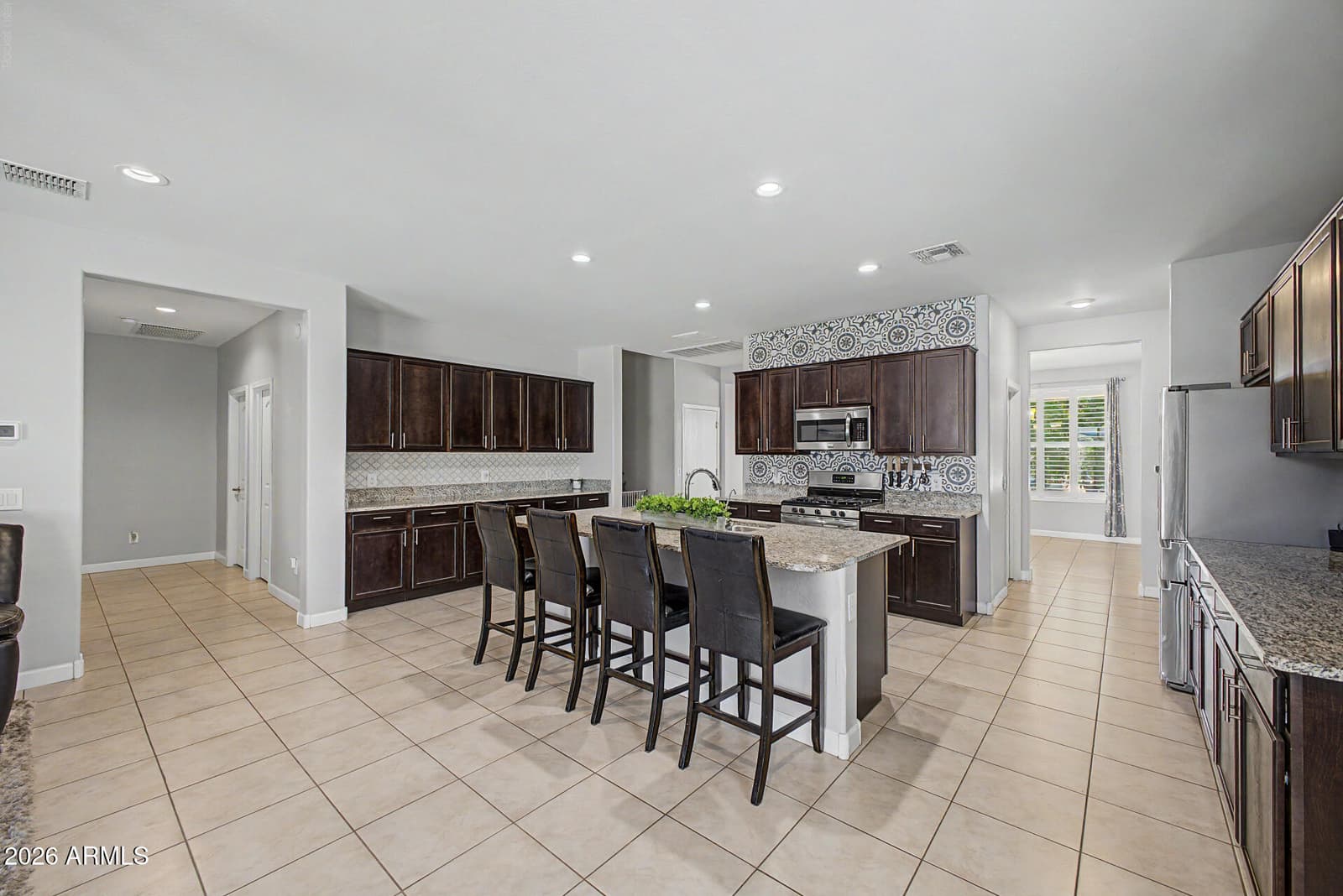 808 W BRANGUS Way, San Tan Valley, AZ 85143 — photo 15 of 39