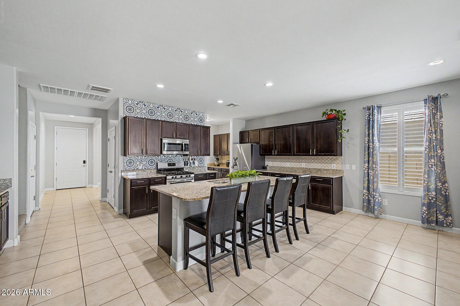 808 W BRANGUS Way, San Tan Valley, AZ 85143 — photo 16 of 39