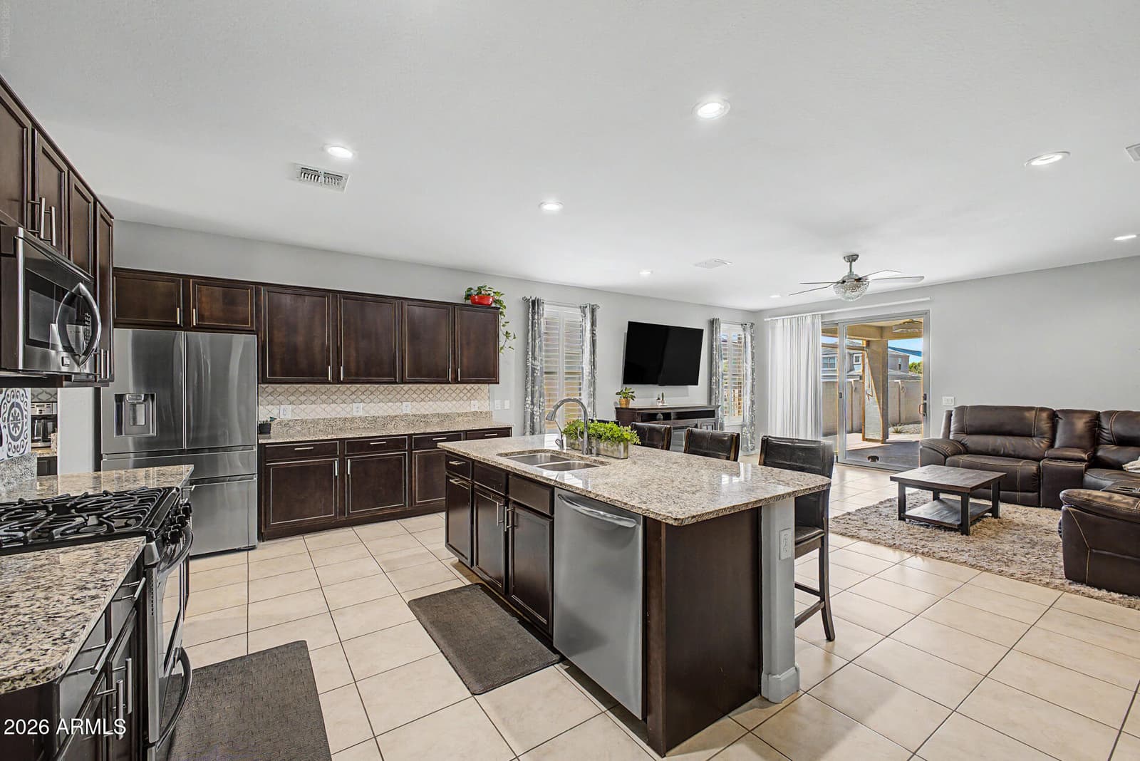 808 W BRANGUS Way, San Tan Valley, AZ 85143 — photo 17 of 39