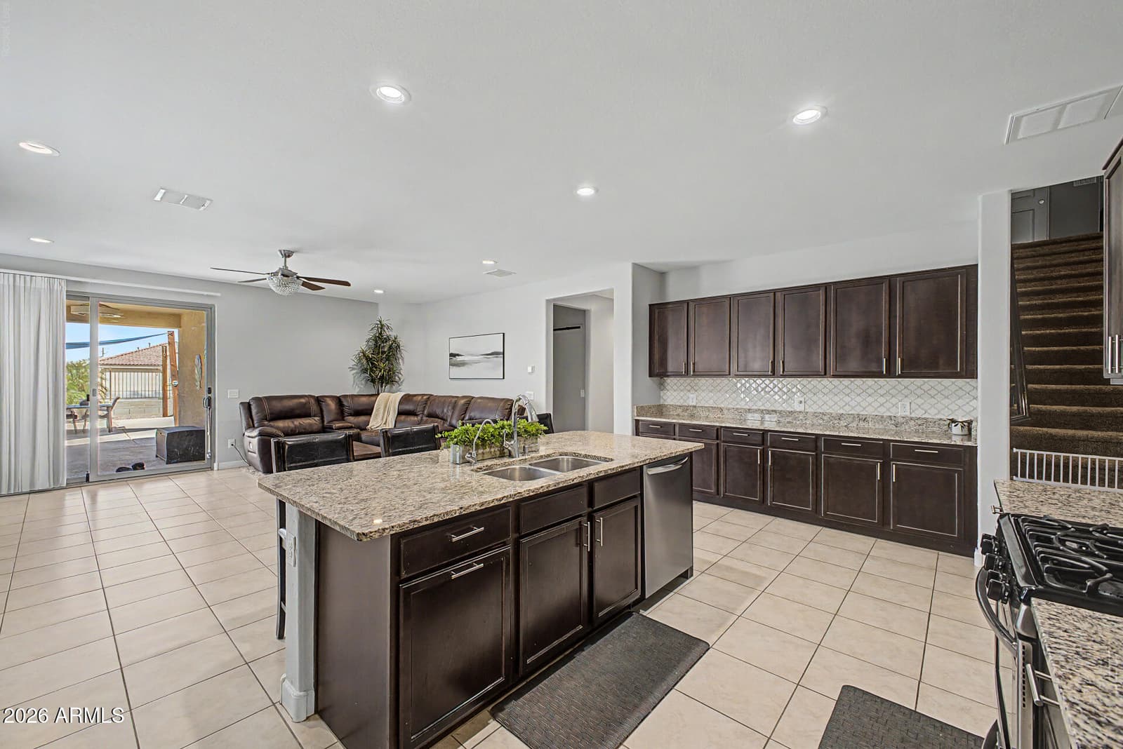 808 W BRANGUS Way, San Tan Valley, AZ 85143 — photo 18 of 39