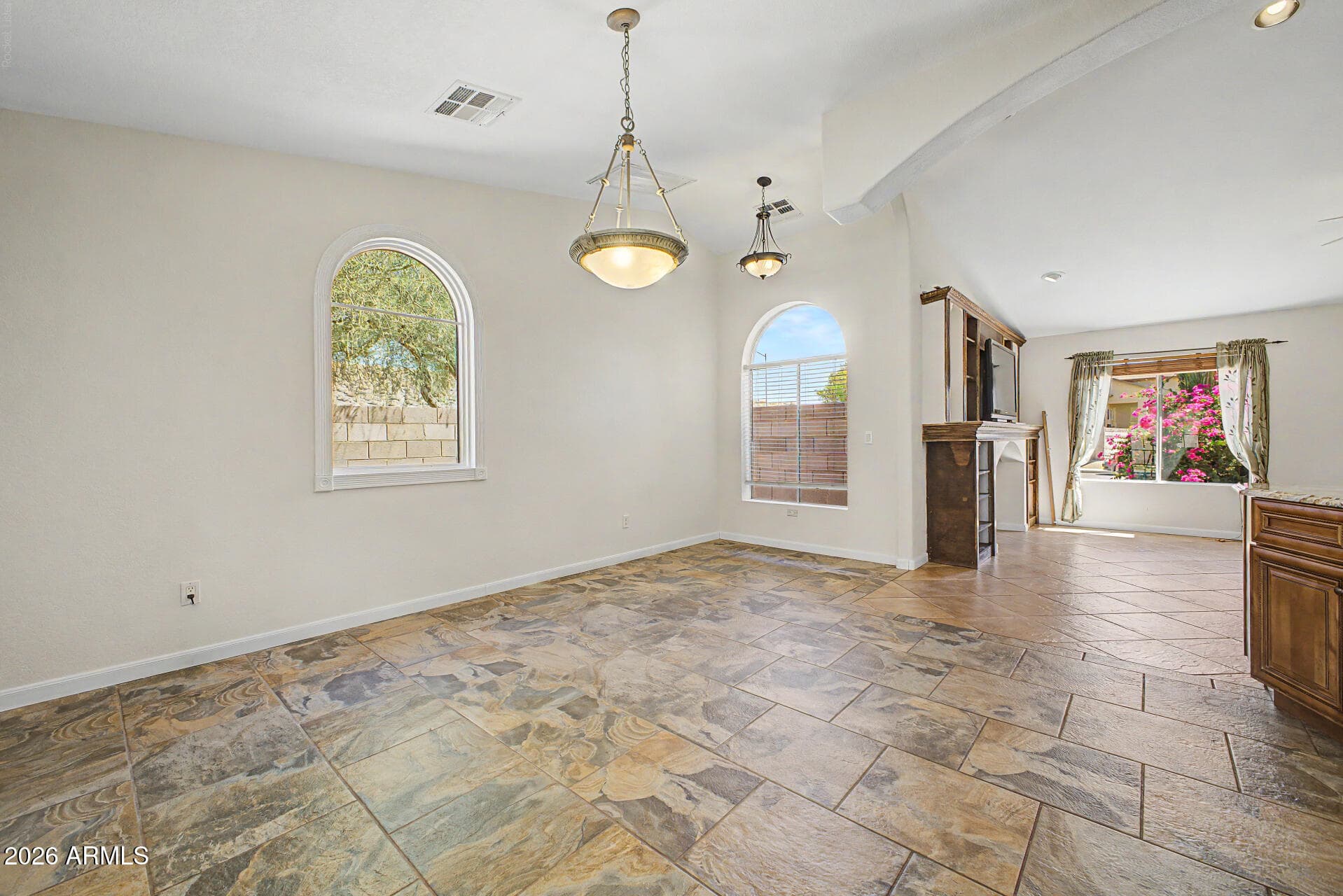 21650 N 38TH Avenue, Glendale, AZ 85308 — photo 13 of 35