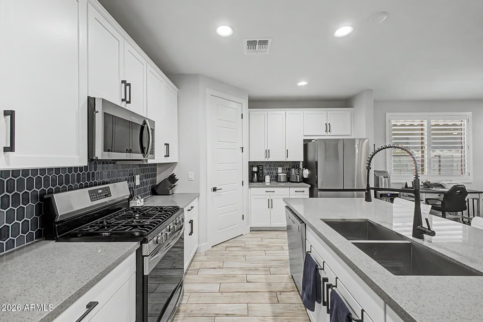 17439 W CHARTER OAK Road, Surprise, AZ 85388 — photo 10 of 21