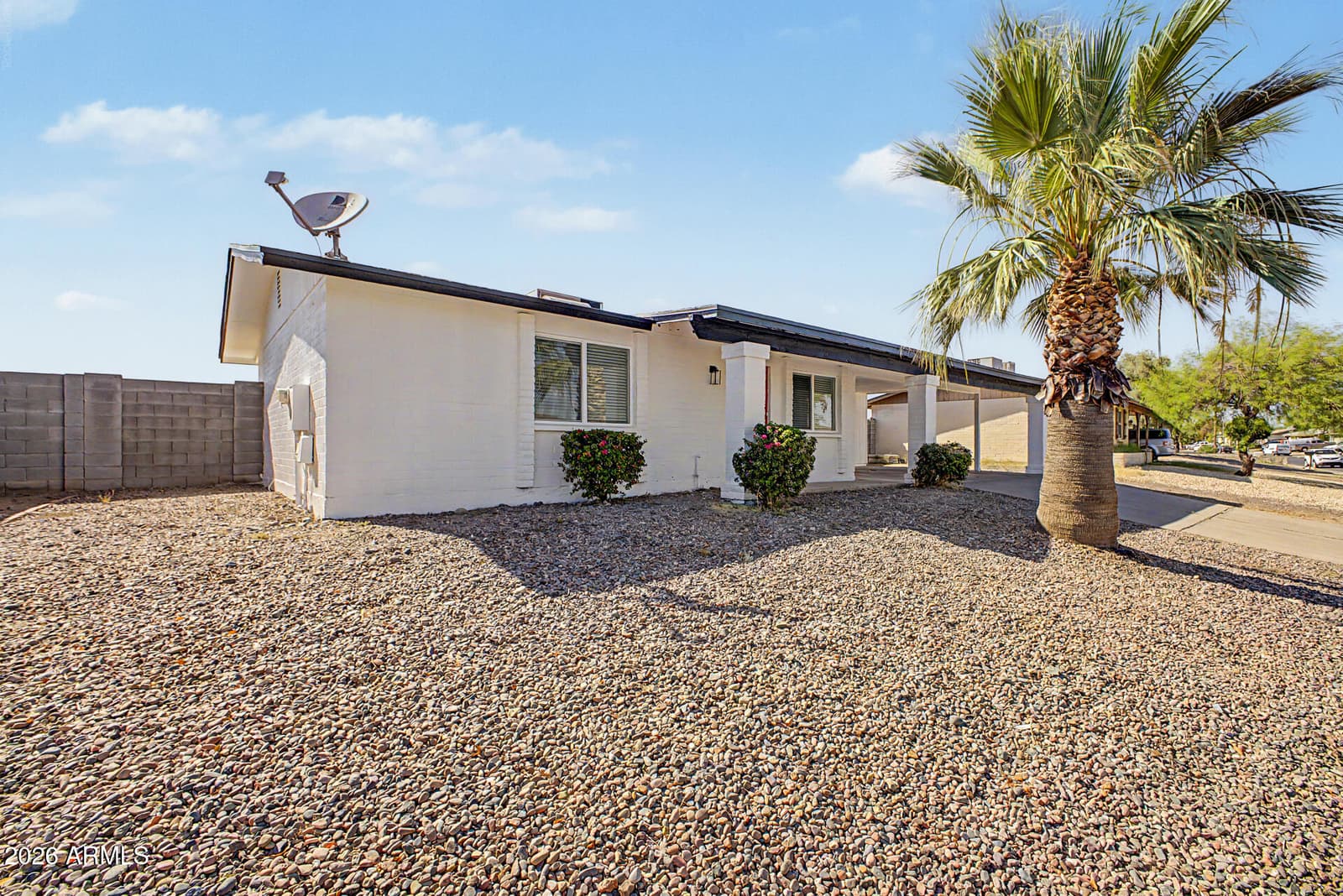 17602 N 8TH Avenue, Phoenix, AZ 85023 — photo 2 of 33