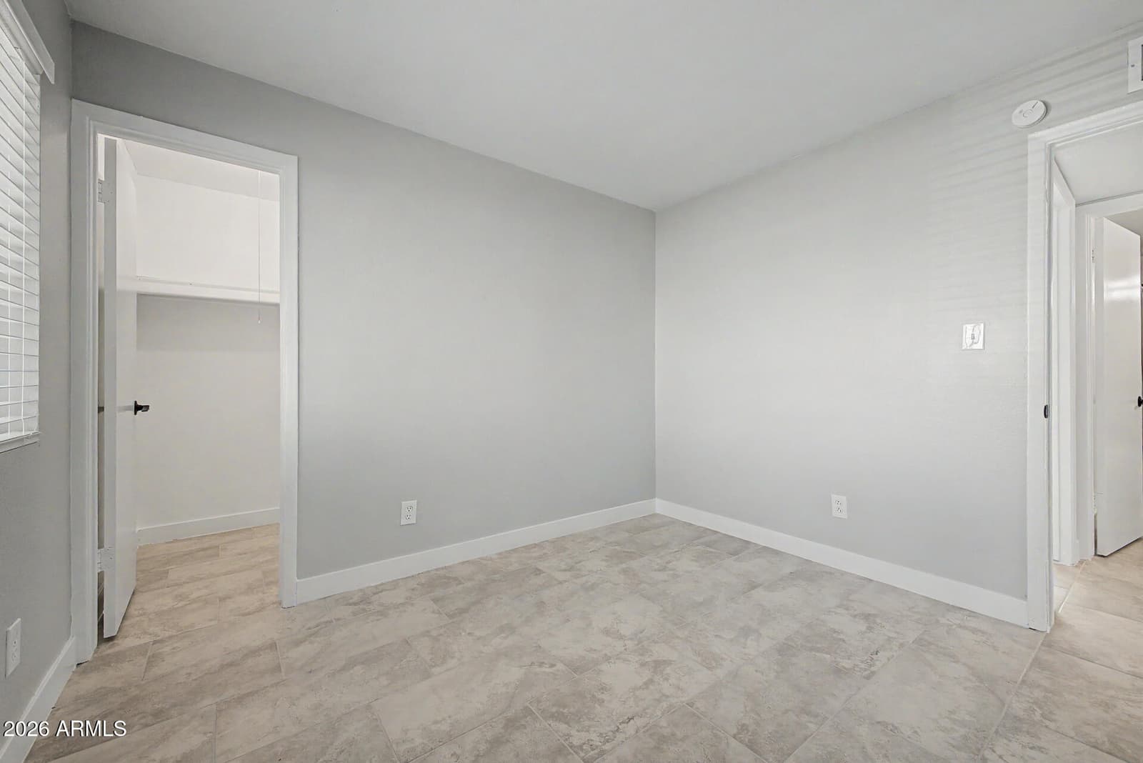 17602 N 8TH Avenue, Phoenix, AZ 85023 — photo 18 of 33