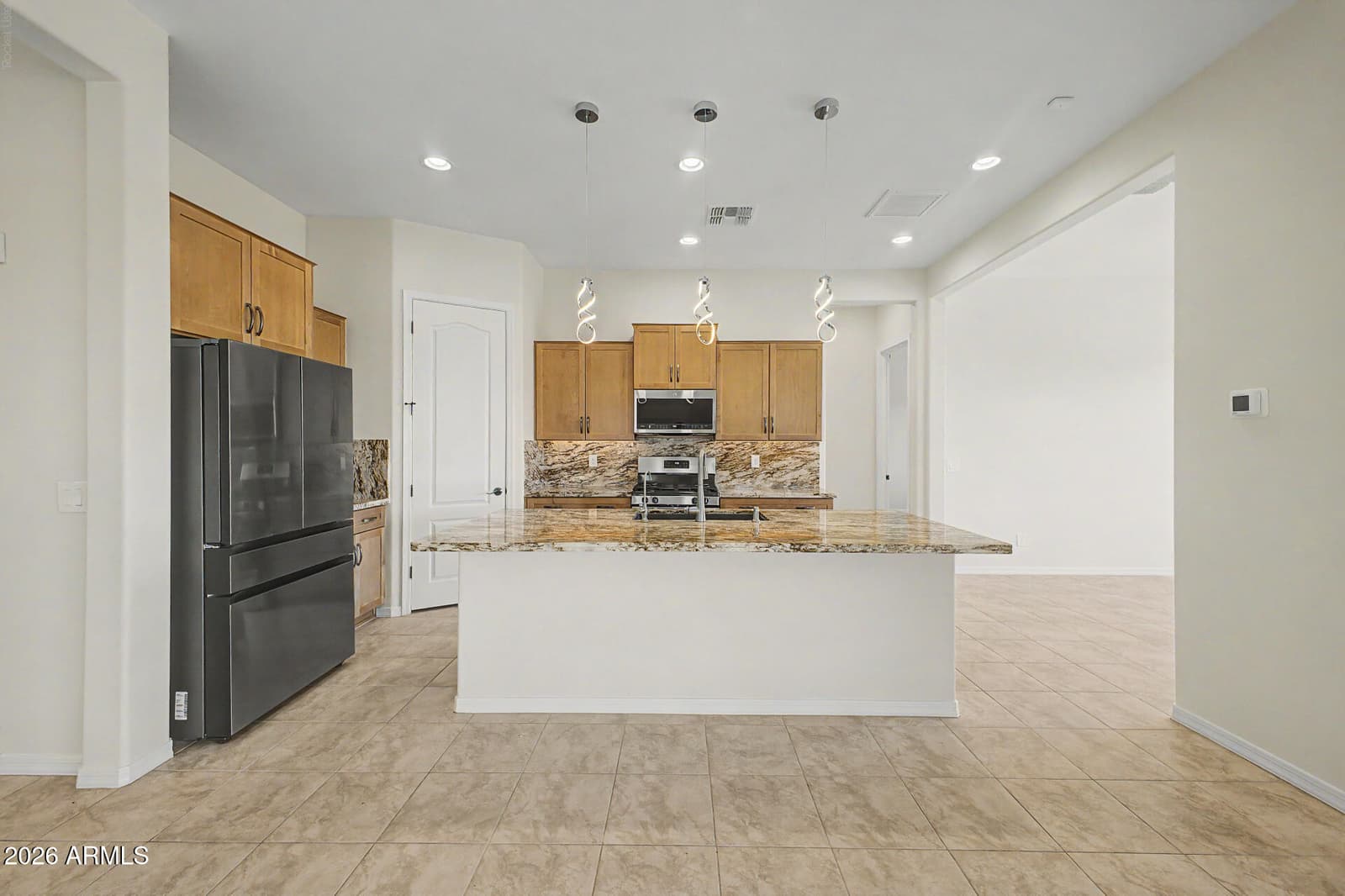 17895 W BROOKWOOD Drive, Goodyear, AZ 85338 — photo 3 of 19