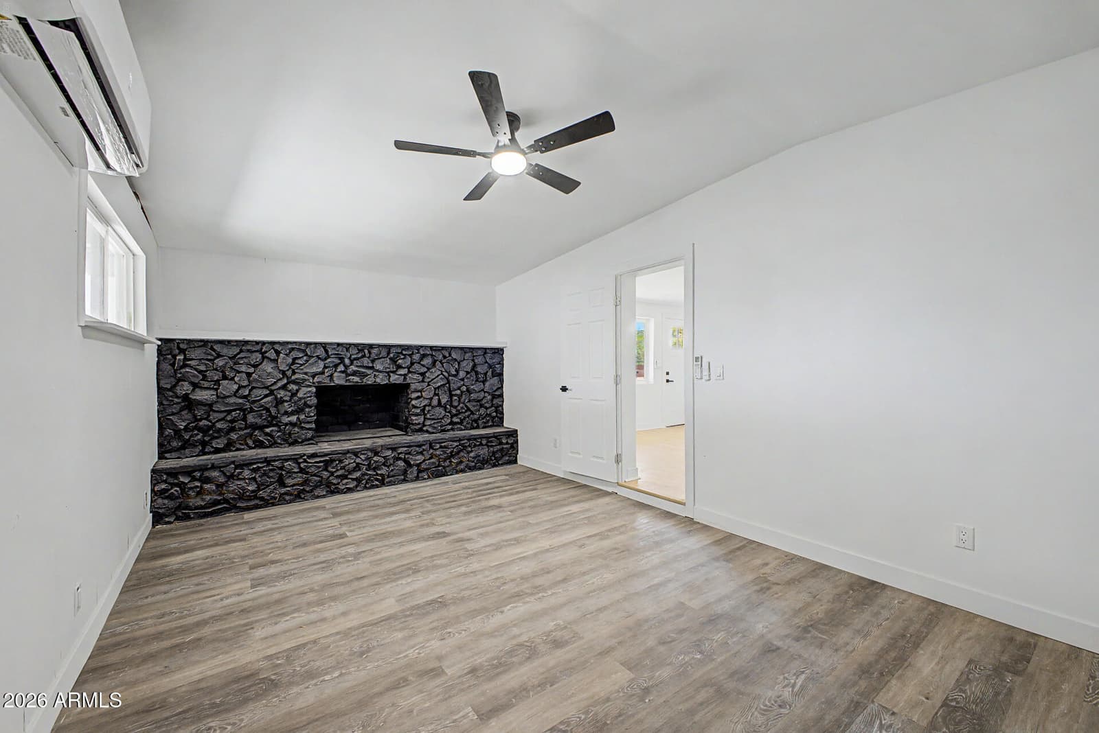 639 W WILSON Avenue, Coolidge, AZ 85128 — photo 11 of 29