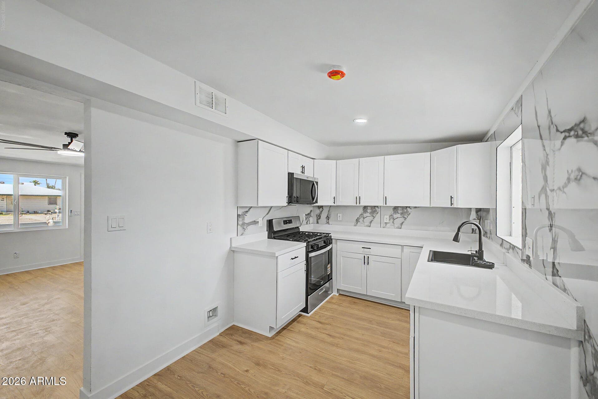 639 W WILSON Avenue, Coolidge, AZ 85128 — photo 14 of 29