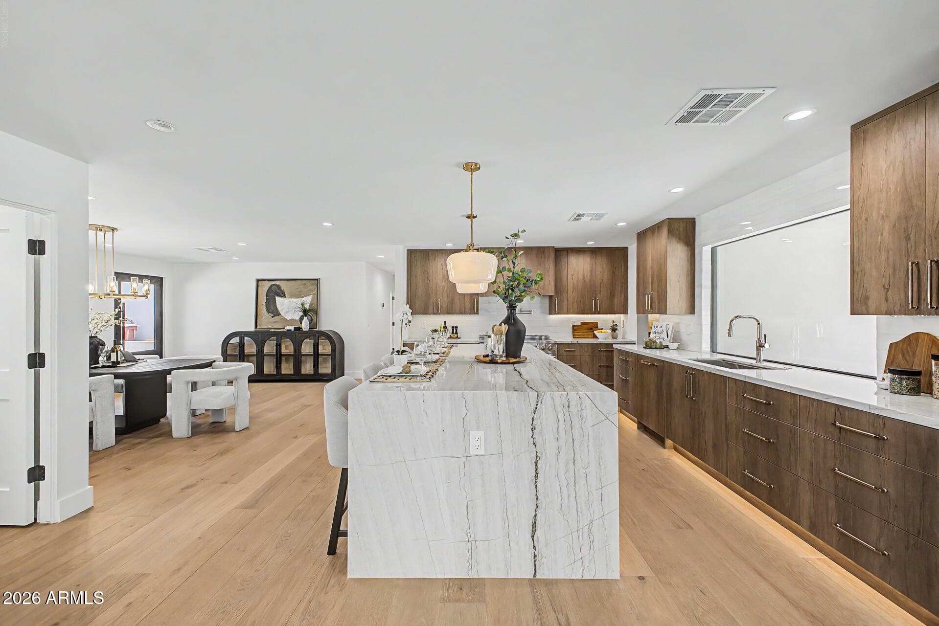8007 E DEL TESORO Drive, Scottsdale, AZ 85258 — photo 14 of 43