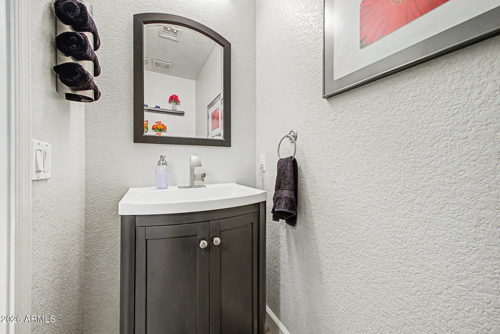 2502 S LYNCH, Mesa, AZ 85209 — photo 15 of 64