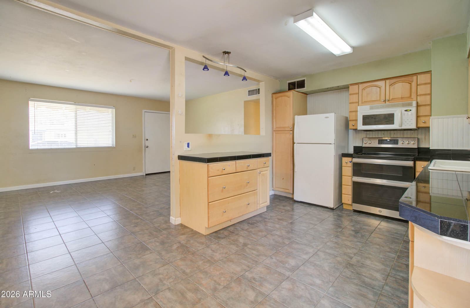 1312 W 15th Street, Tempe, AZ 85281 — photo 9 of 35